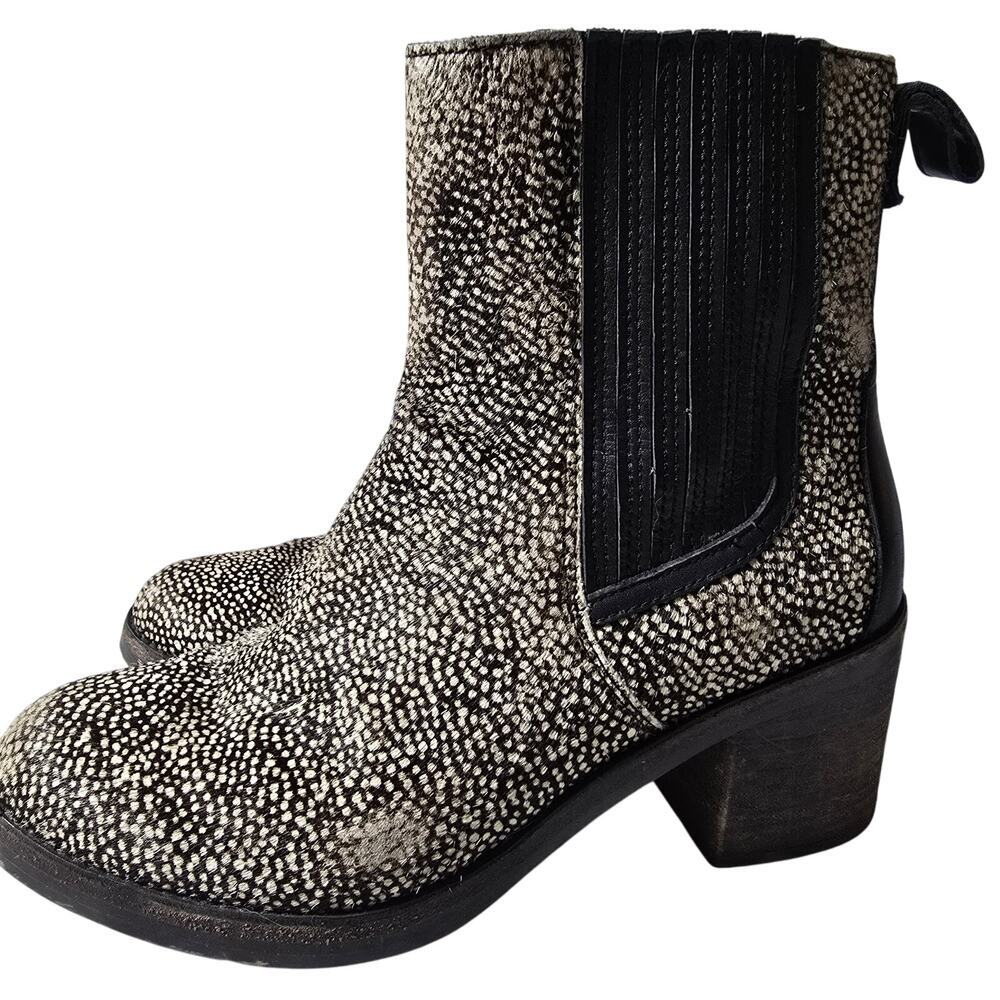 Ugg Camden Exotic Chelsea Boot Women's Size 7.5 - Picture 1 of 13